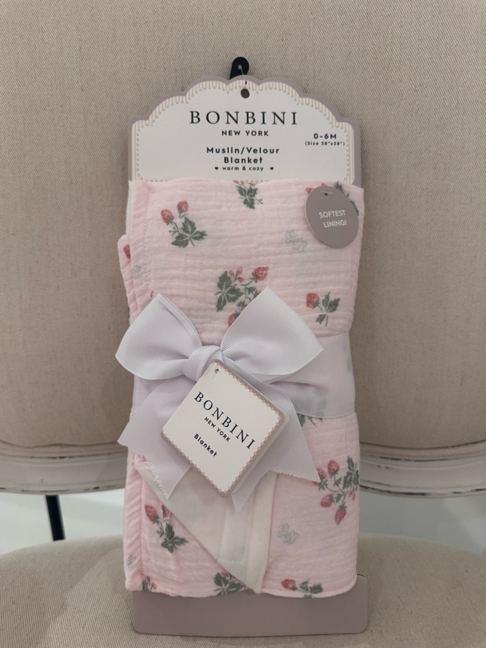 Bonbini New York Pink Floral Strawberry Vine Muslin Baby Blanket NWT